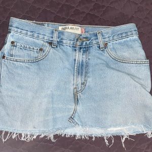 Levi mini skirt